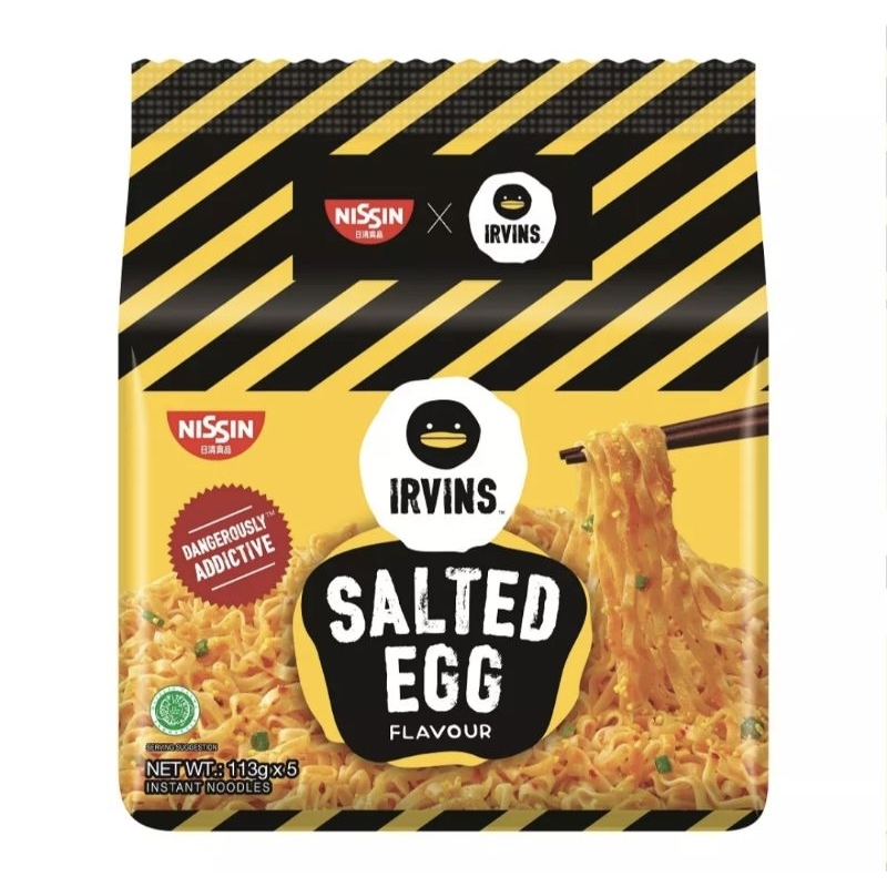 Irvins instant salted egg spicy noodles Singaporean local salted egg noodles instant mee supper spicy noodle Nissin 113g